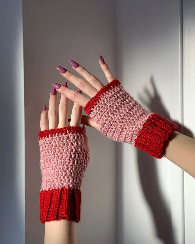 Bow Fingerless Gloves: handmade crochet by Crochet By Pihu