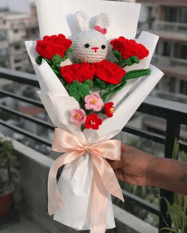 Bunny Rose Bouquet (Deluxe): handmade crochet by Crochet By Pihu