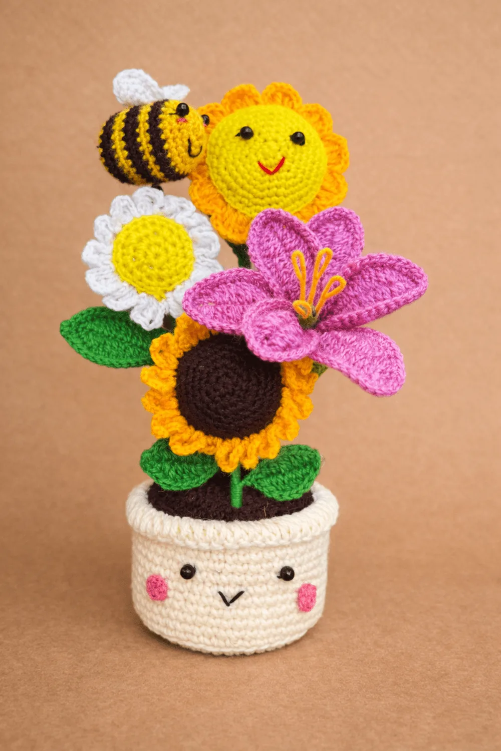 Flower Pot with Bee (Sunflower, Daisy & Lily): handmade crochet by Crochet By Pihu