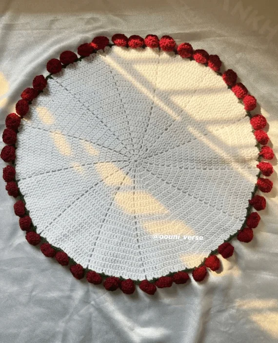 Rose Border Round Blanket: handmade crochet by Crochet By Pihu