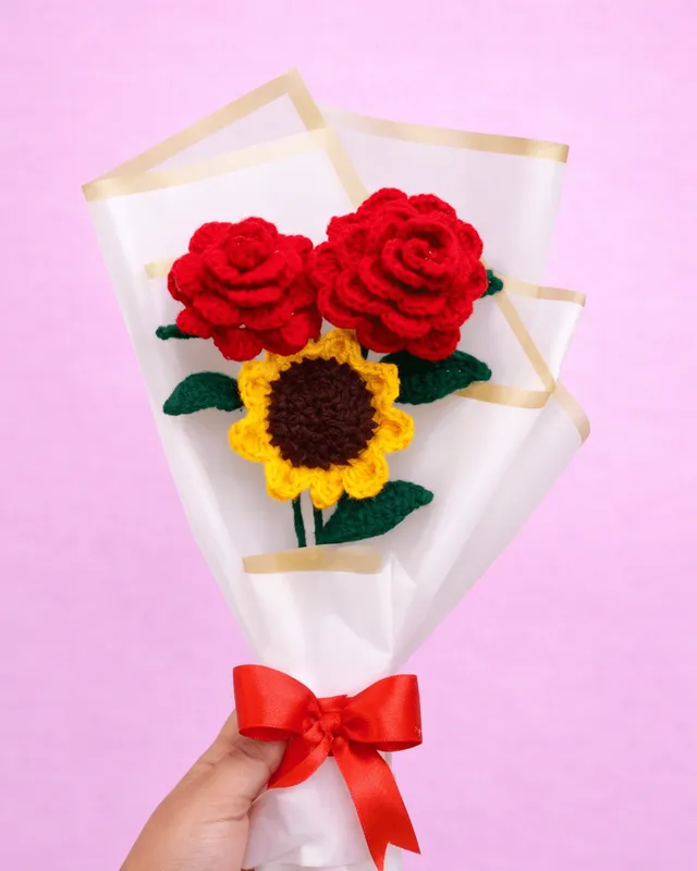 Rose & Sunflower Bouquet: handmade crochet by Crochet By Pihu