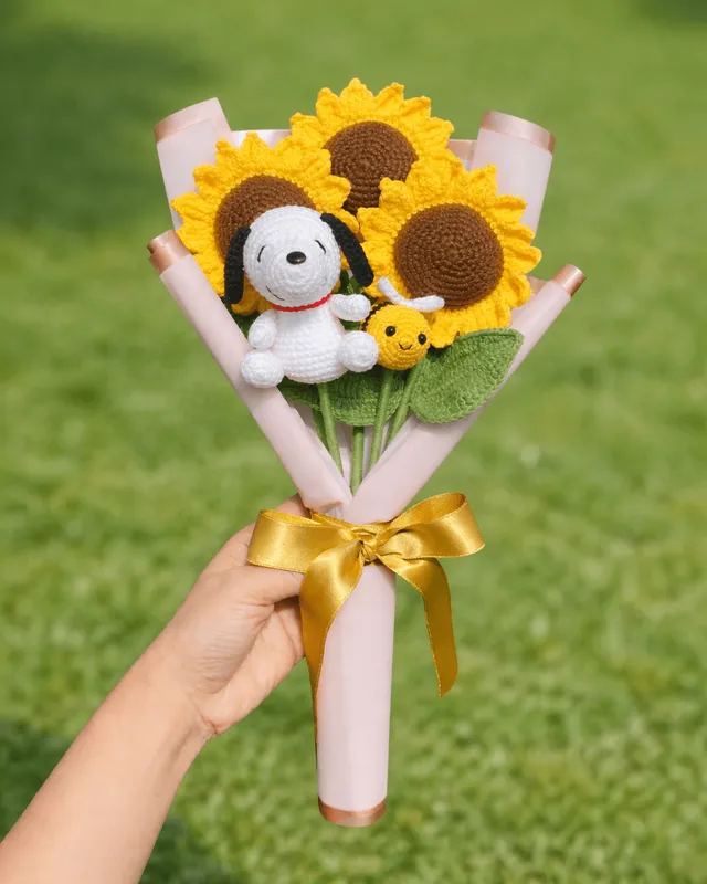 Snoopy Sunflower Bouquet: handmade crochet by Crochet By Pihu