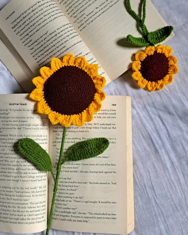 Sunflower Bookmark (Crochet Flower Page Marker): handmade crochet by Crochet By Pihu