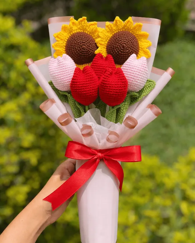 Sunflower & Tulip Bouquet: handmade crochet by Crochet By Pihu